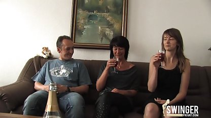 Flickor erotik porr knulla med gummidockor och slicka fitta