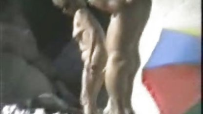 Kunny startade en ung svensk porrfilm gratis blondin