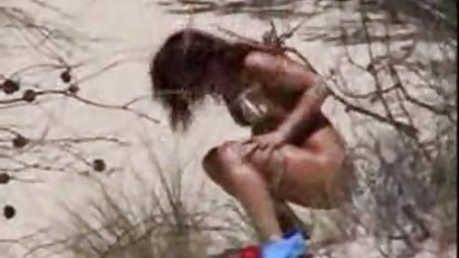 Ryska studenter organiserade en sexorgie i en bastu med bdsm porrfilm unga skönheter