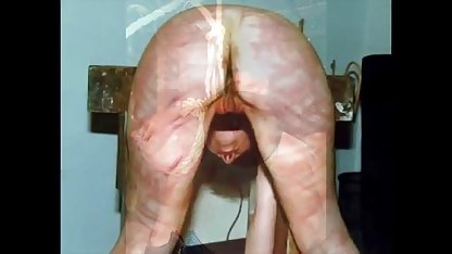 Lydig strapon porrfilm fru strapon i sin mans anus
