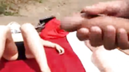 En man betalade en bystig piga gratis svensk porrfilm för sex